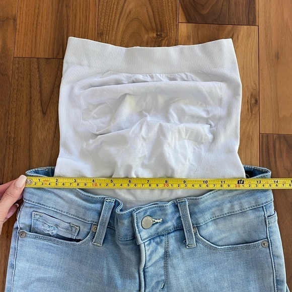 BLANQI DENIM Maternity Belly Support
Skinny Jeans 2 - Picture 12 of 16